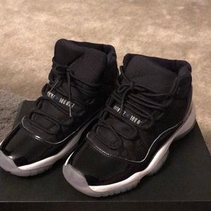 Air Jordan 11 RETRO BG